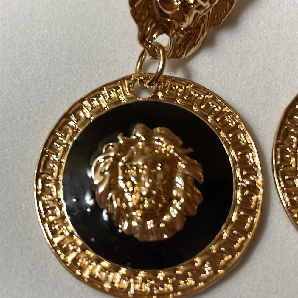 Sassy Studs Lion Drop Earrings - Picture 9 of 15